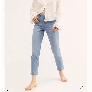 Levi's Wedgie Icon High-Rise Jeans - 24